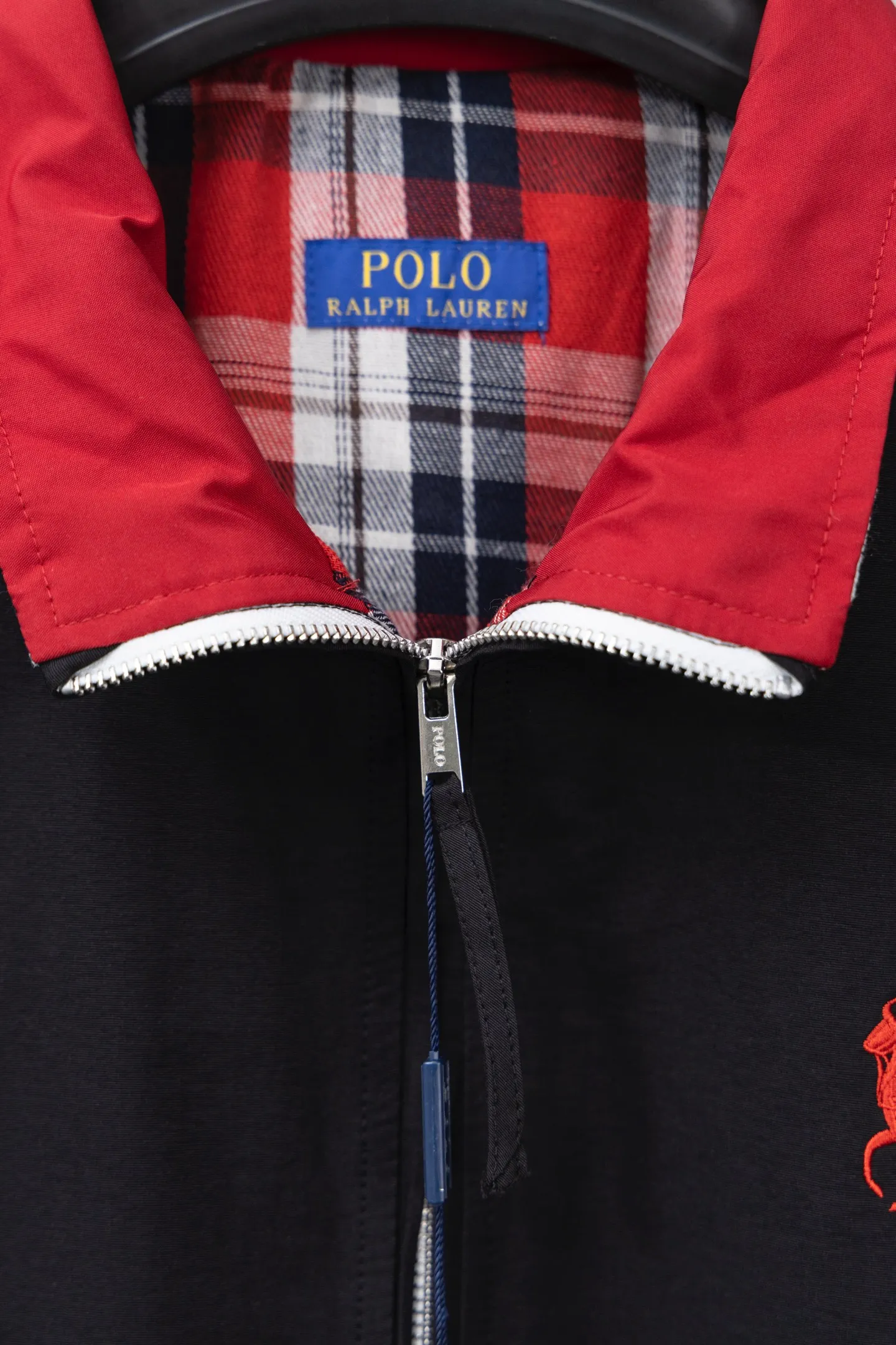 P310 model number: M024 POLO Ralph Lauren original molded small label, embroidered reversible old money style jacket, Guangzhou high luxury version, refined and shipped 🔥high version of the best goods🐮different from the market's junk goods🗯️different prices for the same picture means different versions ✅Don't be fooled by the same copywriting and pirated picture gangs who mix and distribute pictures at low prices and get high luxury pictures at low prices. Once you receive it and compare the quality, you will know where the difference is. Don’t lie. Look for the terminal. I don’t guarantee that my products are the cheapest, but I definitely guarantee that they are worth every penny of your hard-earned money!       Color: White Black Size: S-XL